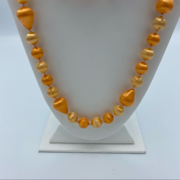 Vintage Japan Celluloid Beaded Single Strand Orange Bead Necklace - Picture 9 of 12